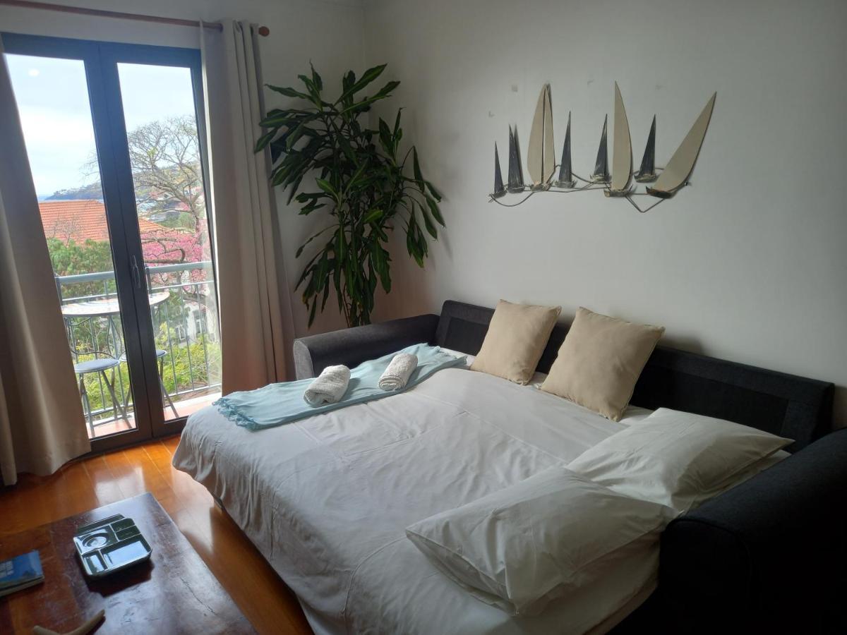 Amazing Sea Light Apartment, Close To The Beach. * Santa Cruz (Madeira)